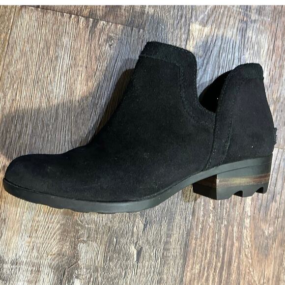 Women’s Sorel Lolla Cut Out Ankle Bootie, size 7 - Picture 7 of 9